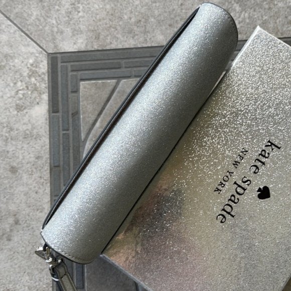 Kate Spade Shimmy Boxed Medium Phone Wristlet Lunar Light - Picture 6 of 16